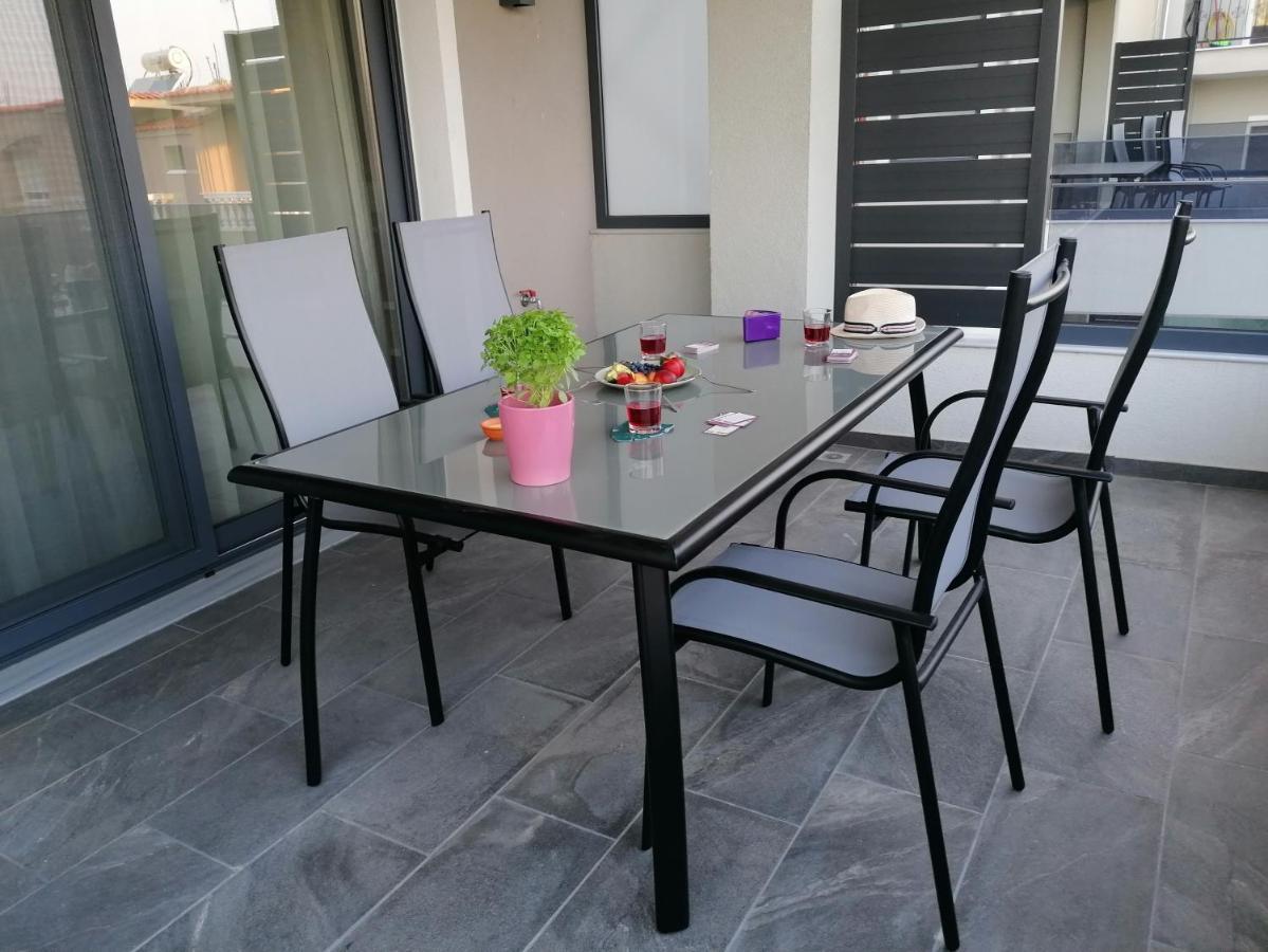Garden Apartments Керамоти Екстериор снимка